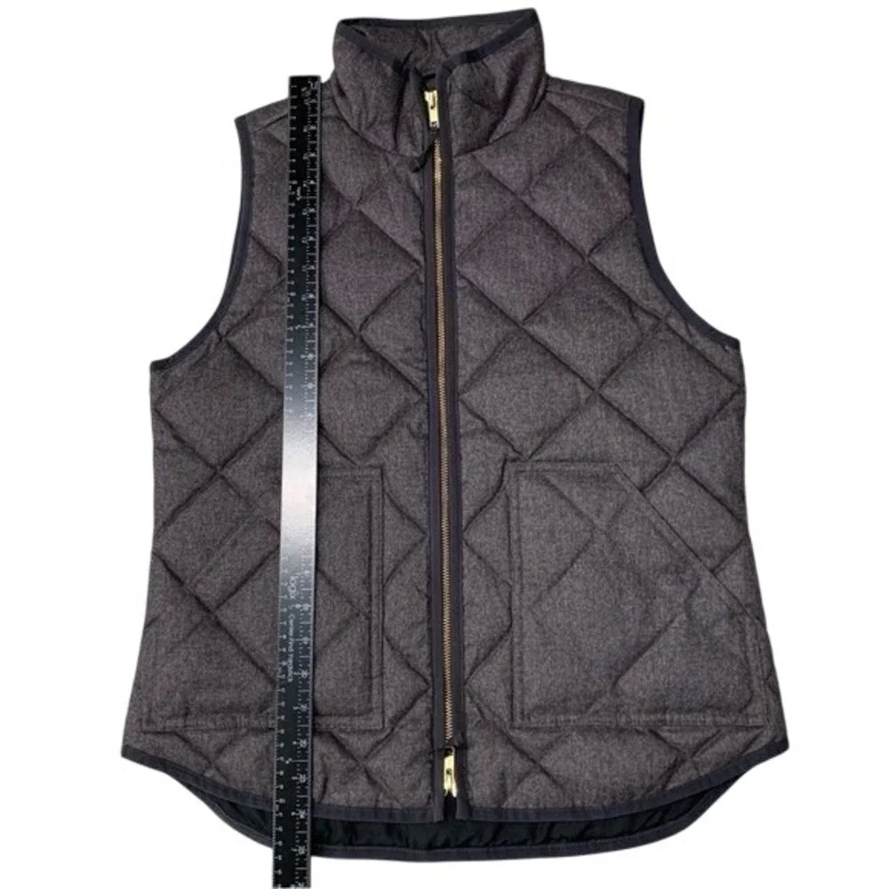 J Crew Quilted Puffer Vest Heathered Charcoal Gray Size S Down Fill Zip‎ Pockets